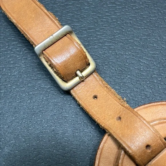 LV LUGAGE TAG IN GUC - Picture 3 of 6